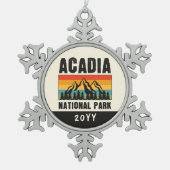 Nationaal park Acadia, aangepast jaar Maine Retro Tin Sneeuwvlok Ornament (Voorkant)