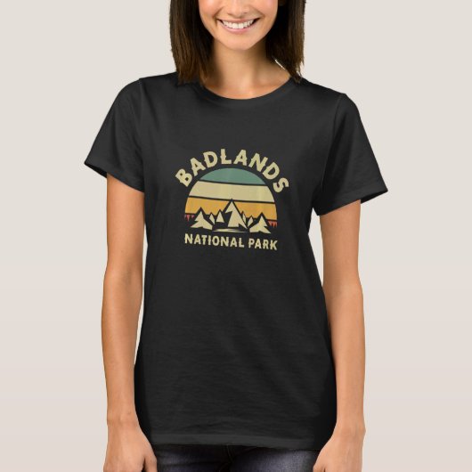 Nationaal park Badlands Hiking Vacation 1 T-shirt (Voorkant)