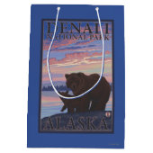 Nationaal Park beer en Cub - Denali, Alaska Medium Cadeauzakje (Achterkant)