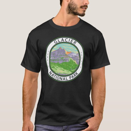 Nationaal park Glacier in lente Montana Badge T-shirt (Voorkant)