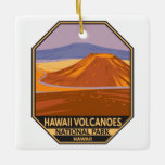 Nationaal park Mauna Kea Vintage Hawaii Volcanoes Keramisch Ornament<br><div class="desc">Hawaii Volcanoes vectorkunstwerk ontwerp. Het park ligt op Hawaii Island. De actieve vulkanen van de Kīlauea en de Mauna Loa staan centraal.</div>