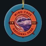 Nationaal Park Retro Compass Embleem Keramisch Ornament<br><div class="desc">Het vectorkunstwerk van de Windgrot. De grot wordt erkend als het dichtste grotsysteem ter wereld.</div>
