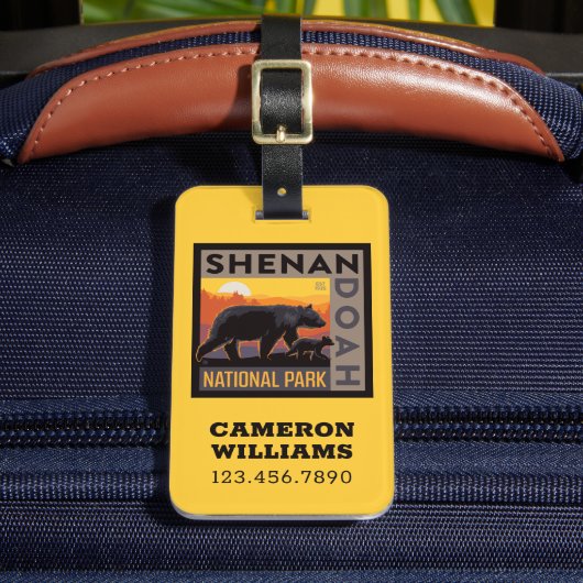 Nationaal park Shenandoah | Mama Beer & welpen Bagagelabel (Voorkant Insitu 2)