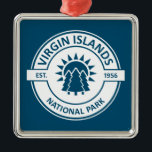 Nationaal park Sun Trees Maagdeneilanden Metalen Ornament<br><div class="desc">Met inbegrip van het grootste deel van het eiland St. John,  het nationale park van de Maagdeneilanden in het Caribisch gebied omvat adembenemende stranden,  tropische bossen en religies uit de eilandgeschiedenis.</div>