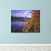 Nationaal park van het Maskinonge-meer in de water Canvas Afdruk (Insitu (Houten vloer))