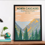 Nationaal park Washington Vintage Noord-Cascades Poster<br><div class="desc">Noord cascades vectorkunstwerk ontwerp. Het park bestaat uit een noordelijk en zuidelijk deel,  dat wordt gebukt onder de rivier de Skagit en dat door de reservoirs van het nationale herstelgebied van het Ross-meer stroomt.</div>