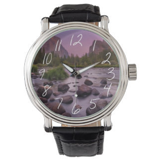 Nationaal park Yosemite in Dusk Horloge