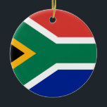National World Flag Zuid-Afrika Keramisch Ornament<br><div class="desc">Wil iedereen weten dat je een bepaald land vertegenwoordigt? Show van uw nationale trots met deze vlag van het wereldproduct. Dit item toont een wereldvlag met de vlag van Zuid-Afrika.
Ga naar het Poster World Flags op https://www.zazzle.com/worldflagsposter voor meer producten met vlaggen en spandoeken van over de hele wereld.</div>
