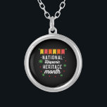 Nationale erfgoedmaand zilver vergulden ketting<br><div class="desc">Nationale dipanische erfgoedmaand Funny Gift hispanic,  latinos,  erfgoed,  latina,  spaans,  ,  retro,  mexican,  cultuur,  mexico,  vlaggen,  trots,  geschenken,  trots,  latijns-amerika,  onafhankelijkheid,  landen,  maand nationaal erfgoed, 2021, regenboog</div>