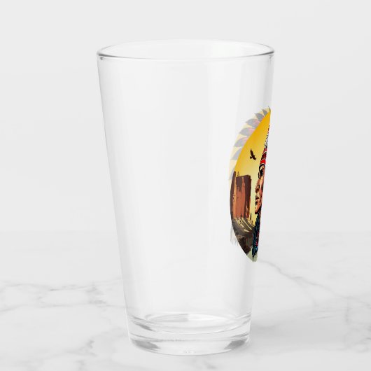 Native American Chief op wilde landschap zonsonder Glas (Rechts)