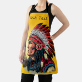 Native American Chief op wilde landschap zonsonder Schort (Insitu)