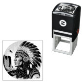 Native American Chief op wilde landschap zonsonder Zelfinktende Stempel (In situ)