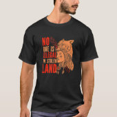 Native American Roots Niemand is illegaal op gesto T-shirt (Voorkant)