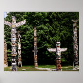 Native American totem poles, Vancouver, Brits Poster (Voorkant)