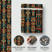 Native Amerikaanse Totem Polen en veren ontwerp Cadeaupapier