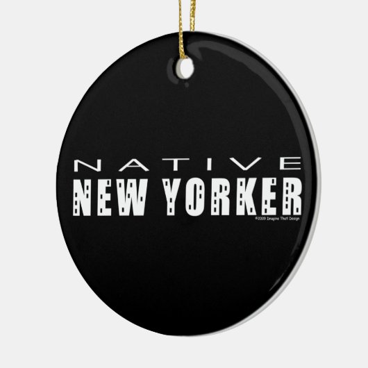 Native New Yorker Keramisch Ornament (Links)