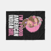 Native Proud American Indian Girl Chief Gift Fleece Deken (Voorkant (Horizontaal))