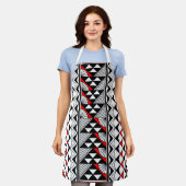 Native zon en regen in rood schort (Gedragen)