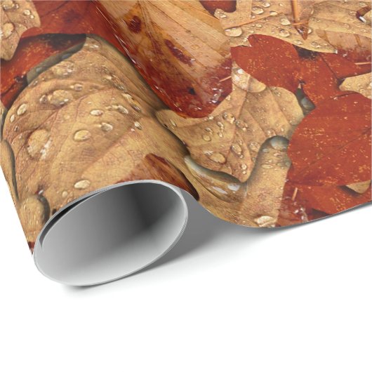 Natte herfstbladeren cadeaupapier (Rol Hoek)