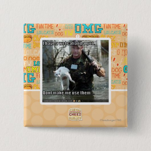 Natte kat en pistool vierkante button 5,1 cm (Voorkant)