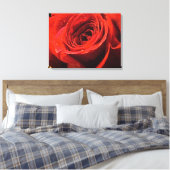 Natte rode roos decor canvas afdruk (Insitu (Slaapkamer))