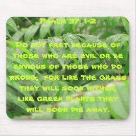 Natte sumak met Psalm 37:1 en 2 Muismat