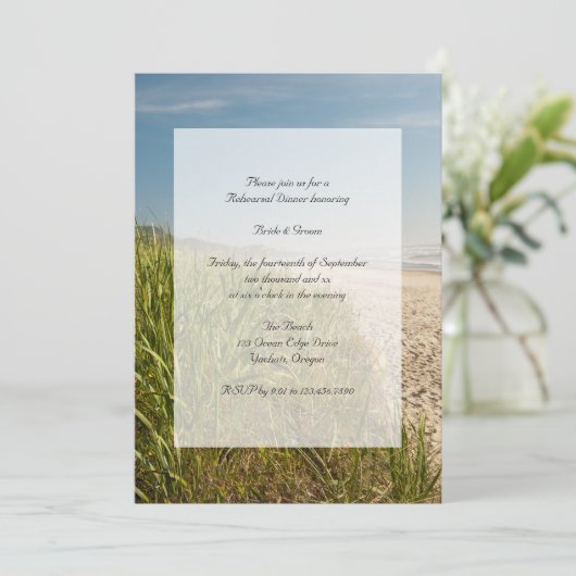 Natural Beach Wedding Rehearsal Dinner Invitation Kaart (Staand voorkant)