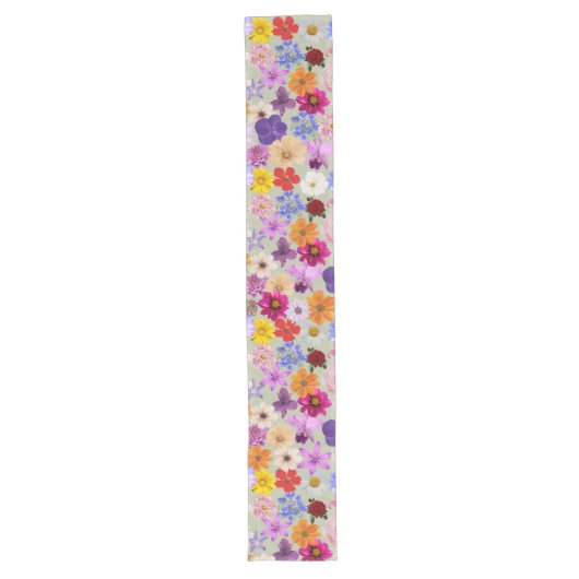 Natural Bloom: Floral Pattern Table Runner Lange Tafelloper (Voorkant)