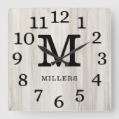 Natural Wood Large Numbers Family Name Monogram Vierkante Klok (Voorkant)