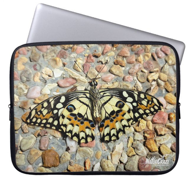 NaturCraze Mooie Vlinder (Limoen Vlinder) Laptop Sleeve (Voorkant)
