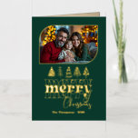 Nature Luxe Hand Drawn Merry Christmas Photo Folie Feestdagenkaart<br><div class="desc">Send festive cheer with this real foil Christmas Photo Card featuring a whimsical hand drawn “Merry Christmas” design. The elegant metallic foil shines against a bold background, paired with your favorite holiday photos for a modern yet cozy look. A stylish way to share your warmest Christmas wishes with family and...</div>