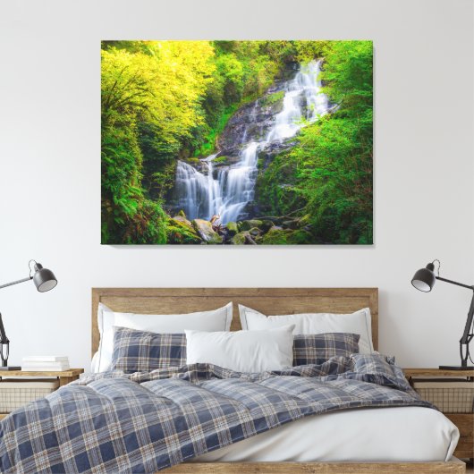 Nature's Symphony: The Cascades of Killarney Canvas Afdruk (Insitu (Slaapkamer))