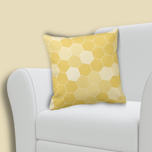 Natuur-geïnspireerd geel honingraatpatroon kussen (Nature-inspired Yellow Honeycomb Pattern Throw Pillow, Living Room
)