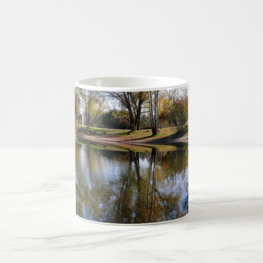 Natuur Herfst Boom Water Scene Koffiemok (Center)