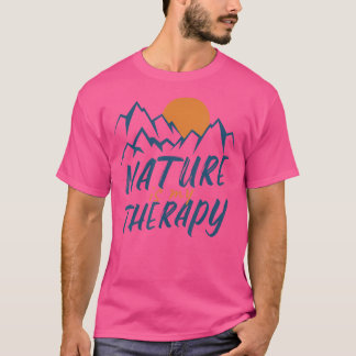Natuur is mijn Therapie Wandelen Camping Hiker Cam T-shirt