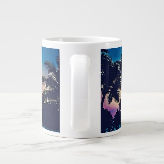 Natuur Landschap met Zwembad Palmbomen Grote Koffiekop (Achterkant)