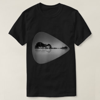 Natuur Ontmoet Gitaarplectrondontwerp T-shirt
