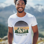 Natuur Road Trip Bos Cool Custom Family T-shirt<br><div class="desc">Personaliseer je eigen familie road trip t-shirts om deze zomer of herfst een reis door de natuur te ondernemen. Personaliseer met je achternaam onder het groene bos van bomen en donkere berg zonsondergang voor een koele vakantie aandenken voor uw outdoor groep.</div>