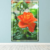 Natuur roze rozenbloem canvas afdruk (Insitu (Houten vloer))