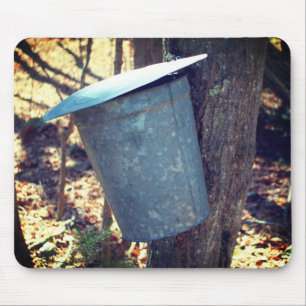 Natuur van Maple Syrup Sap Bucket Muismat