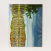 Natuur van najaarkleuren op het bovenste schiereil legpuzzel (Verticaal)