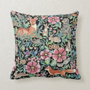 Natuur voor kleurrijke bossen op zwarte bossen kussen