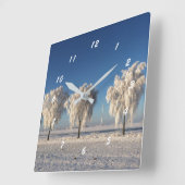 Natuur wintersneeuw bedekte bomen vierkante klok (Hoek)