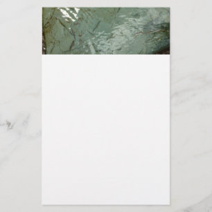 Natuurfoto van met water bedekte rotsplaat briefpapier