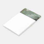 Natuurfoto van met water bedekte rotsplaat post-it® notes (Schuin)