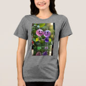 Natuurlijk! Kunt u iets meer details geven over Tri-Blend Shirt (Voorkant)