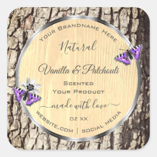 Natuurlijke boomschors met etiketten van houtkorre