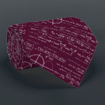 Natuurlijke cadeauideeën voor natuurkundigen, Stro Stropdas<br><div class="desc">Weet je niet zeker wat je moet doen voor de natuurkundige fan in je leven? Dit is een geweldig idee met een koel ontwerp van mooie natuurkundige diagrammen en formules!</div>