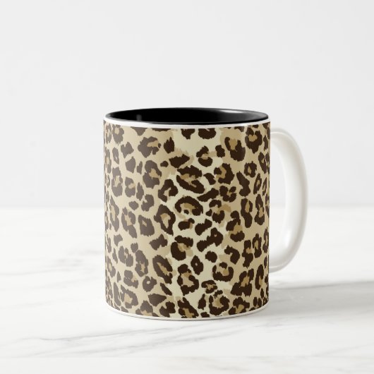 Natuurlijke Leopard - Aangepaste monogram Tweekleurige Koffiemok (Voorkant rechts)