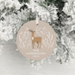Natuurlijke rendierbotanische kerst keramisch ornament<br><div class="desc">Beige natuurlijke rendieren botanisch gevoelig elegant modern design. Deel van een verbluffend collectie.</div>